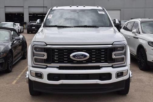 2025 Ford F-450 Platinum