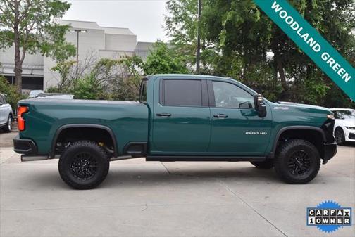 2025 Chevrolet Silverado 2500 4WD Crew Cab Standard Bed ZR2