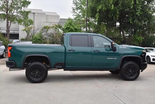 2025 Chevrolet Silverado 2500 4WD Crew Cab Standard Bed ZR2