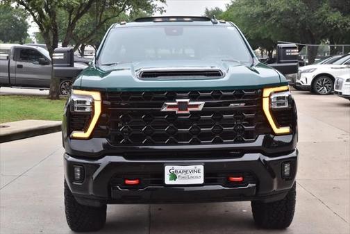 2025 Chevrolet Silverado 2500 4WD Crew Cab Standard Bed ZR2