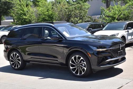 2025 Lincoln Nautilus Black Label