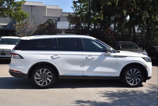 2025 Lincoln Aviator Premiere