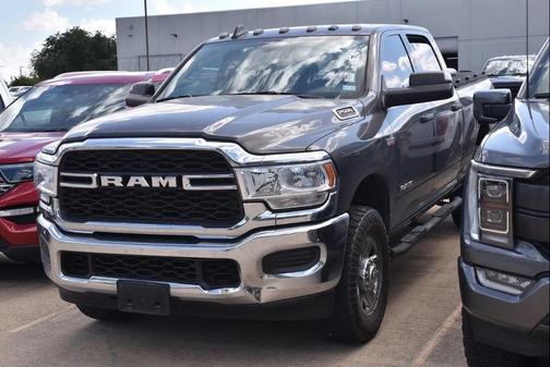 2020 RAM 2500 Tradesman Crew Cab 4X4 6'4' Box