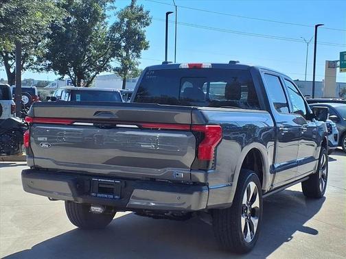 2025 Ford F-150 Lightning Platinum