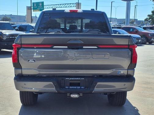 2025 Ford F-150 Lightning Platinum