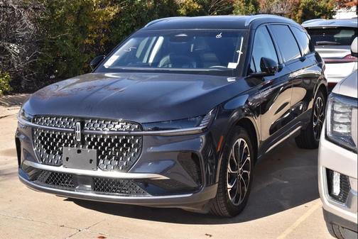 2024 Lincoln Nautilus Reserve