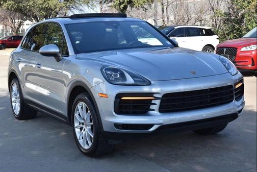 2023 Porsche Cayenne Platinum Edition