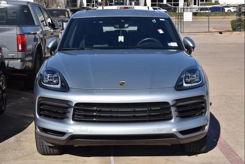2023 Porsche Cayenne Platinum Edition