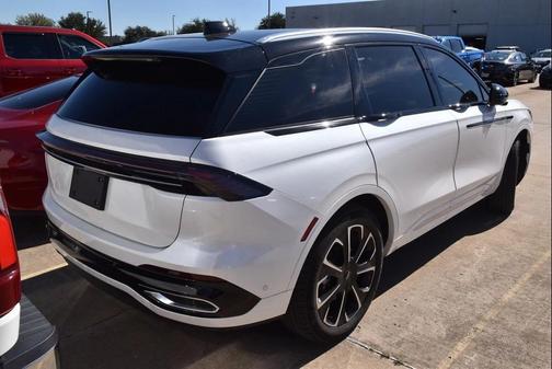 2024 Lincoln Nautilus Reserve