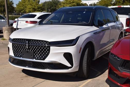 2024 Lincoln Nautilus Reserve