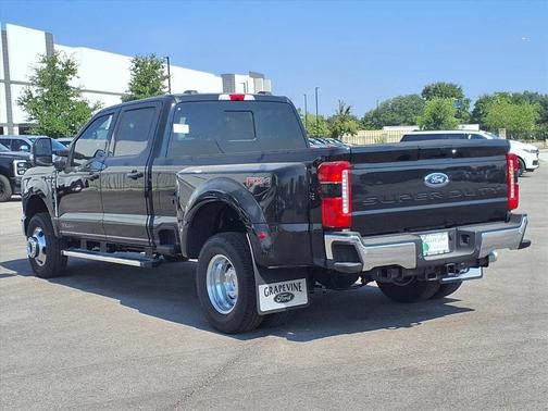 2026 Ford F-350 Lariat