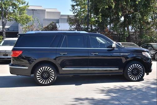 2020 Lincoln Navigator Black Label
