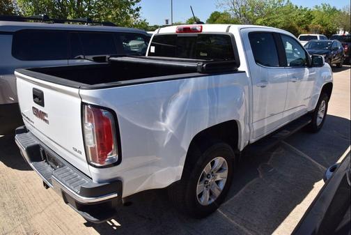 Summit White 2018 GMC Canyon SLE