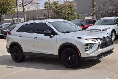 2023 Mitsubishi Eclipse Cross LE