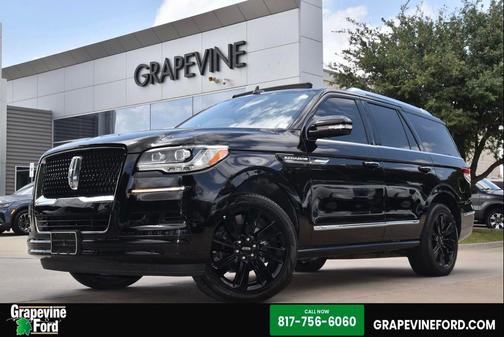 Infinite Black Metallic Clearcoat 2024 Lincoln Navigator Reserve