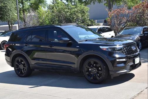 2023 Ford Explorer ST-Line