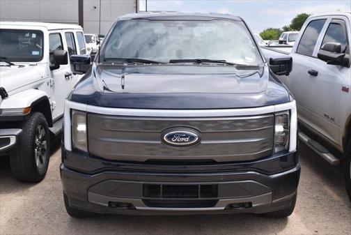 2023 Ford F-150 Lightning LARIAT