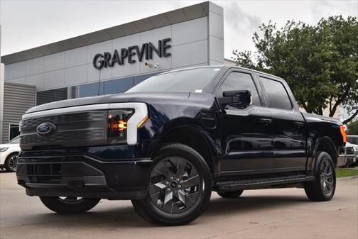 2023 Ford F-150 Lightning LARIAT