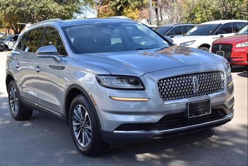2022 Lincoln Nautilus Standard