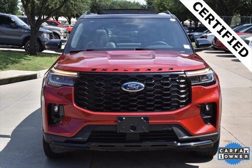 2025 Ford Explorer ST-Line