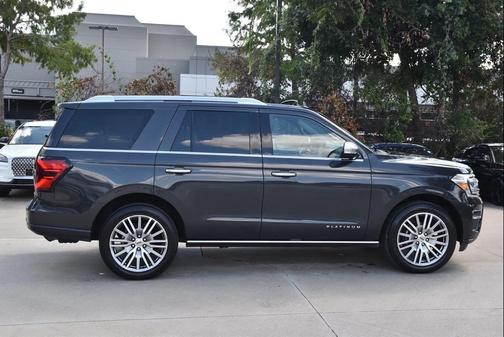 2022 Ford Expedition Platinum