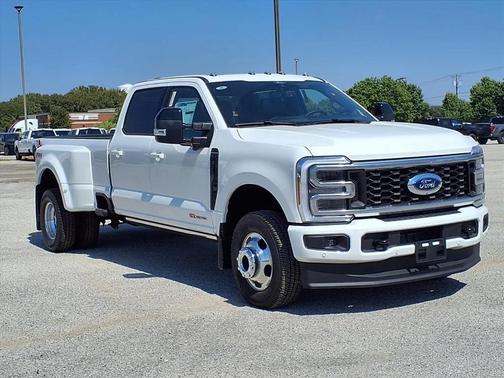 2026 Ford F-350 Platinum