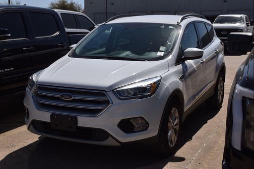 Oxford White 2019 Ford Escape SEL