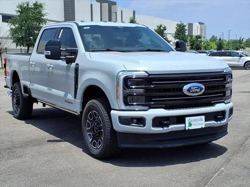 2025 Ford F-250 Platinum