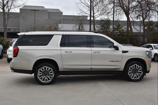 2024 GMC Yukon XL Denali Ultimate