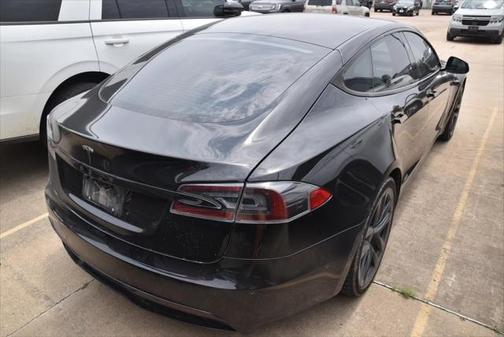 2022 Tesla Model S Base