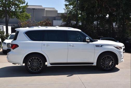 2022 INFINITI QX80 SENSORY