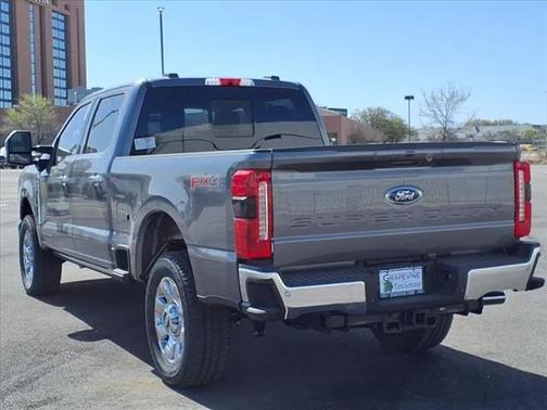 2025 Ford F-250 Lariat