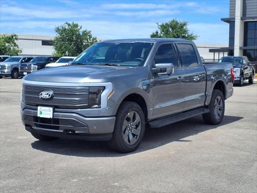 2025 Ford F-150 Lightning LARIAT