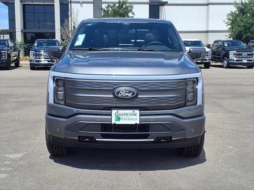 2025 Ford F-150 Lightning LARIAT
