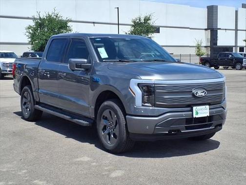 2025 Ford F-150 Lightning LARIAT
