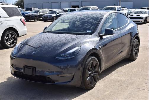 2024 Tesla Model Y Long Range Single Motor Rear-Wheel Drive