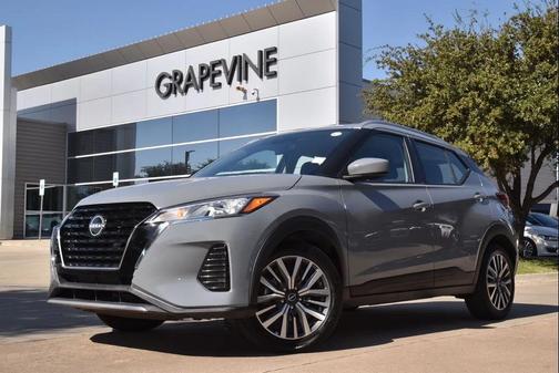 2022 Nissan Kicks SV