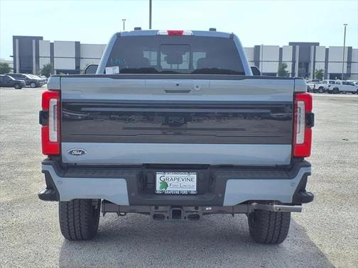 2025 Ford F-350 Platinum
