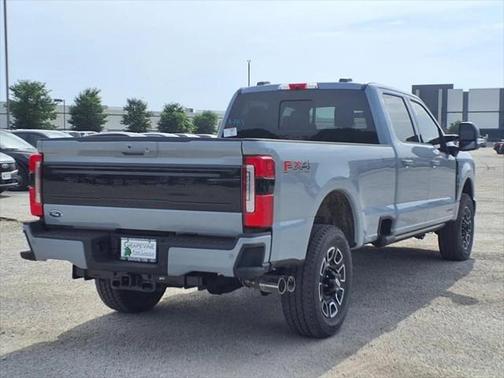 2025 Ford F-350 Platinum