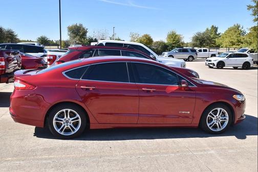 2016 Ford Fusion Hybrid Titanium