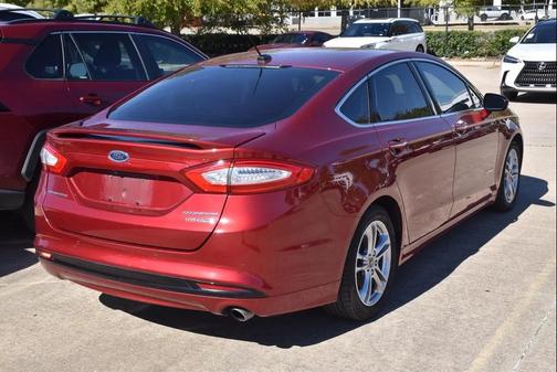 2016 Ford Fusion Hybrid Titanium