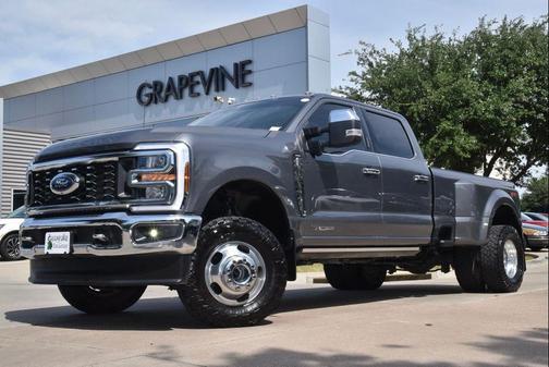 Carbonized Gray Metallic 2024 Ford F-350 Lariat