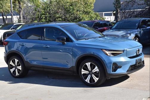 2023 Volvo C40 Recharge Pure Electric Twin Plus