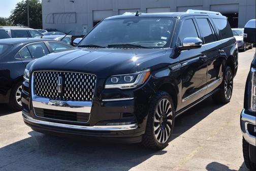 2022 Lincoln Navigator Black Label