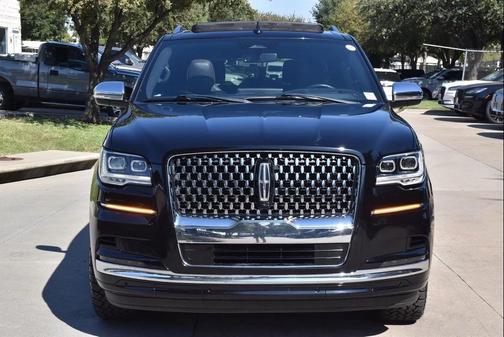 2022 Lincoln Navigator Black Label