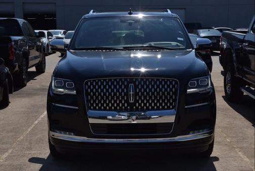 2022 Lincoln Navigator Black Label