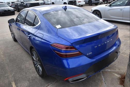 2023 Genesis G70 3.3T RWD