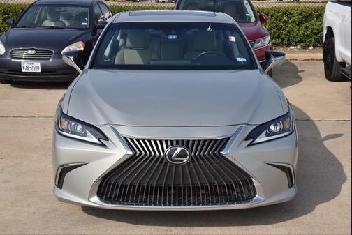 2019 Lexus ES 350 Base