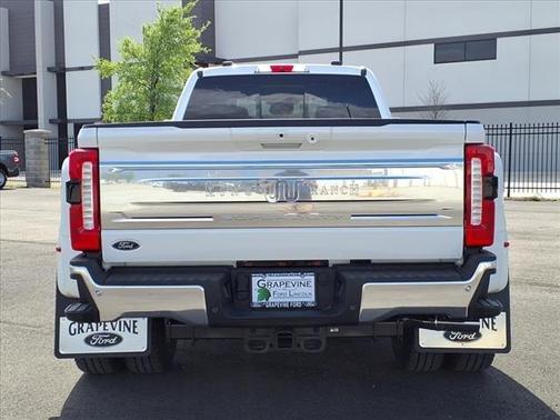 2025 Ford F-350 King Ranch