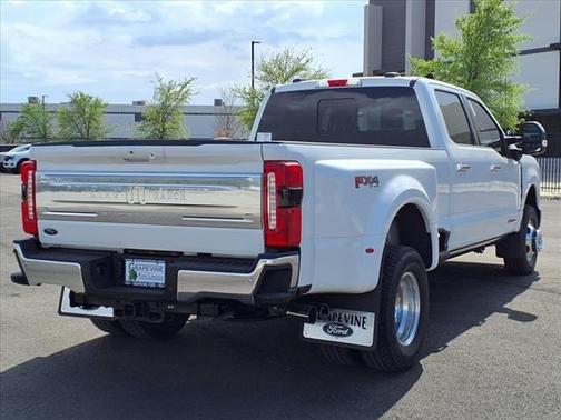 2025 Ford F-350 King Ranch